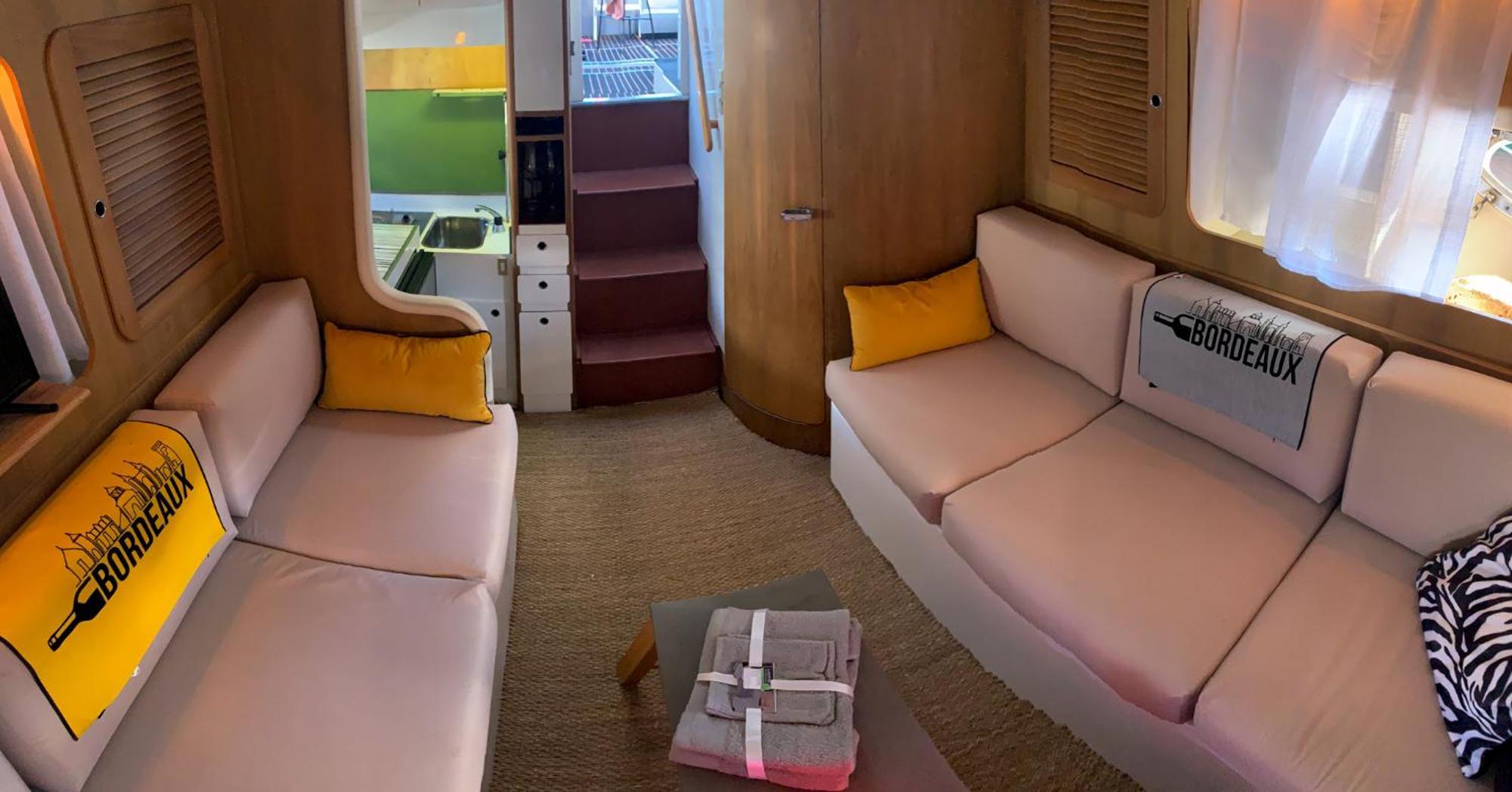 Bateau Cocoon En Amoureux Bordeaux Esterno foto