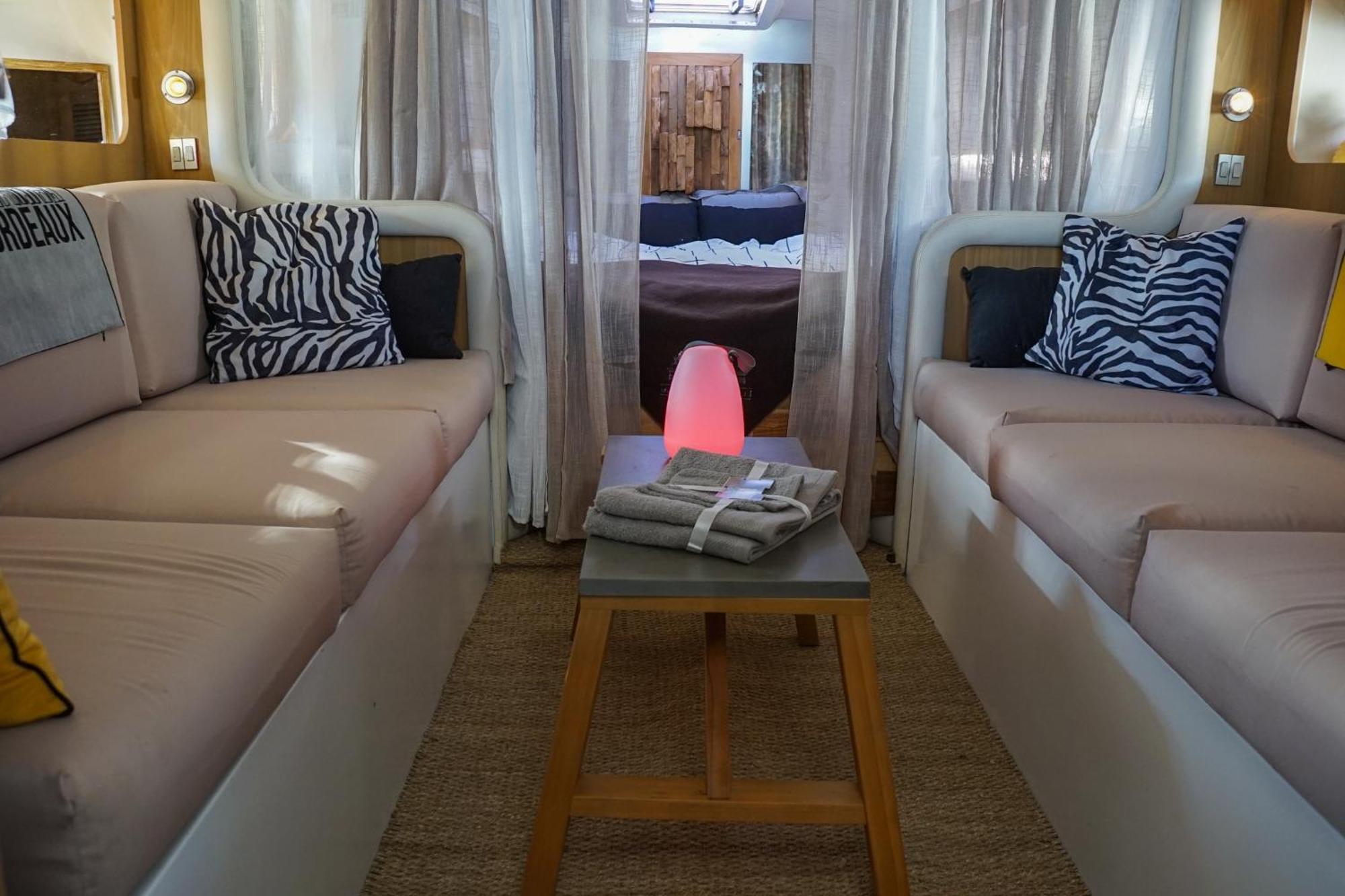 Bateau Cocoon En Amoureux Bordeaux Esterno foto